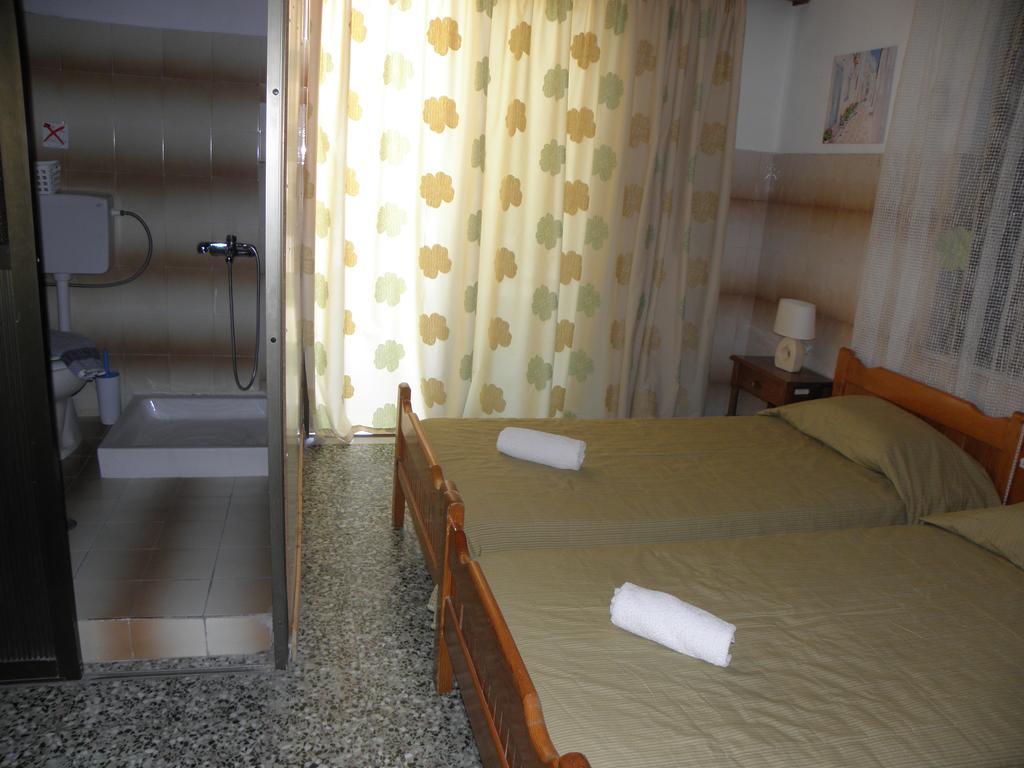 Afroditi Pension Archangelos  Exterior photo